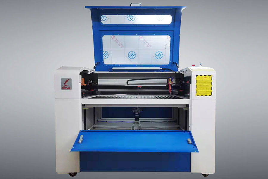 laser cutting machine